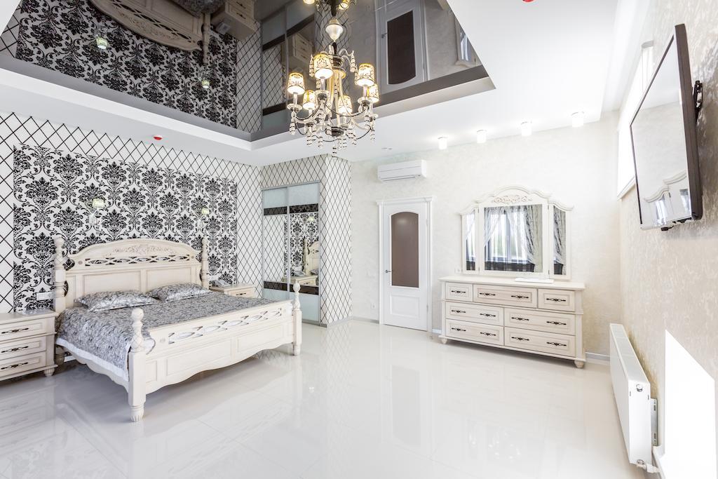 Hotel Premier Dniprodzerzhynsk Ruang foto